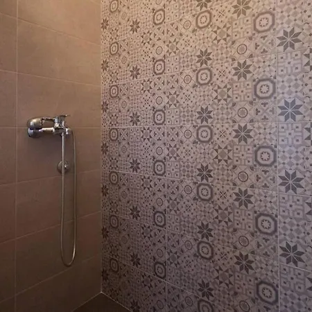 Spacious 3bdr Near Terazije & Bw Apartment