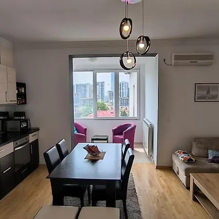 Spacious 3bdr Near Terazije & Bw Apartment *
