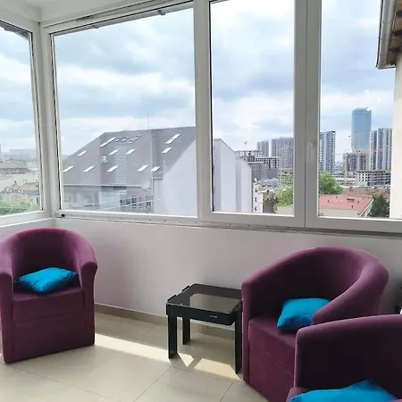 Spacious 3bdr Near Terazije & Bw Apartment Belgrade